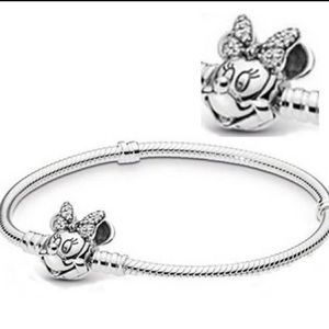 Disney Minnie mouse sterling silver bracelet. 19cm